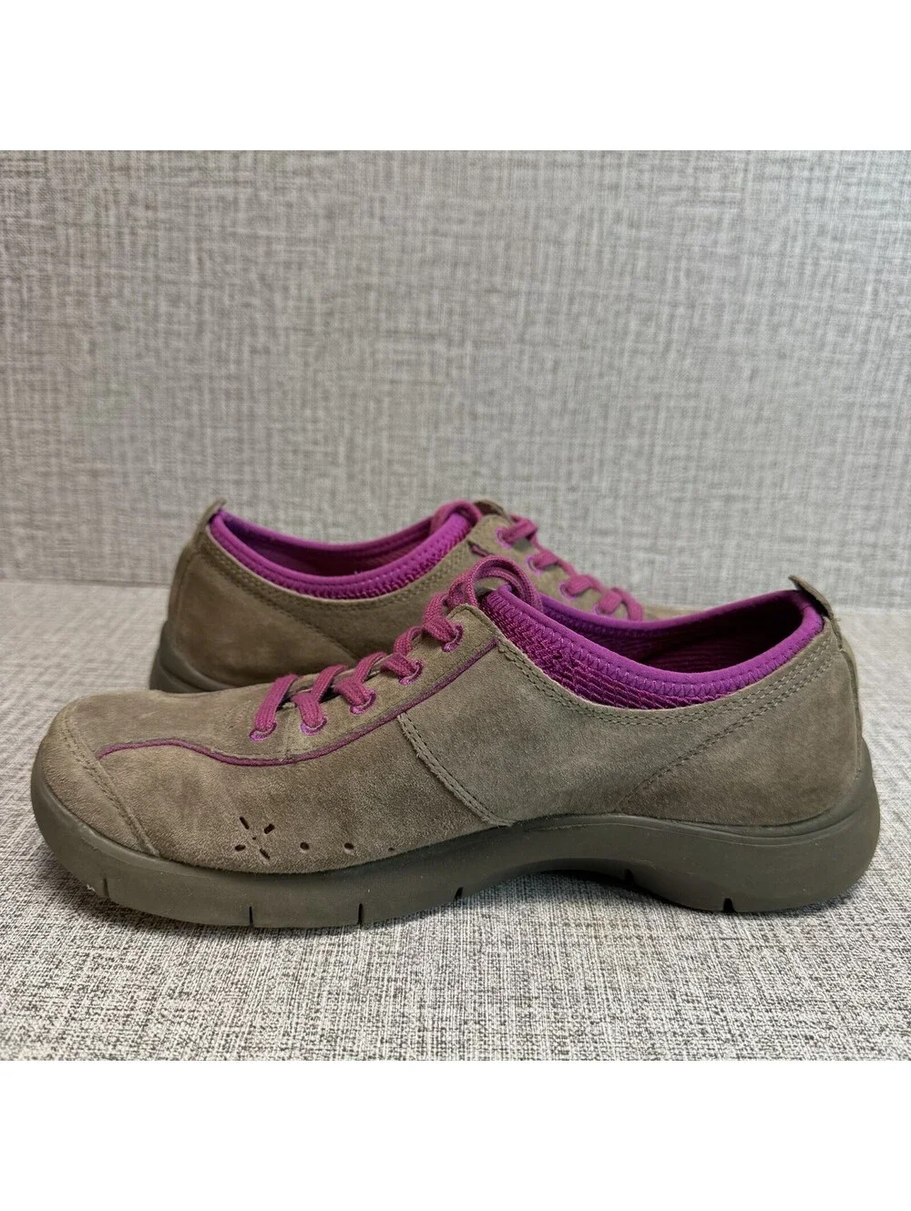 Dansko Shoes Womens Sz 38 EU Tan Suede Leather Elise Comfort Walking Sneaker